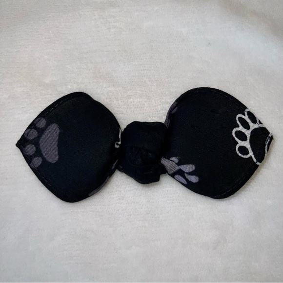 Dog Mom Black and Gray Bandana Knotted Hair Bow - Picture 7 of 11